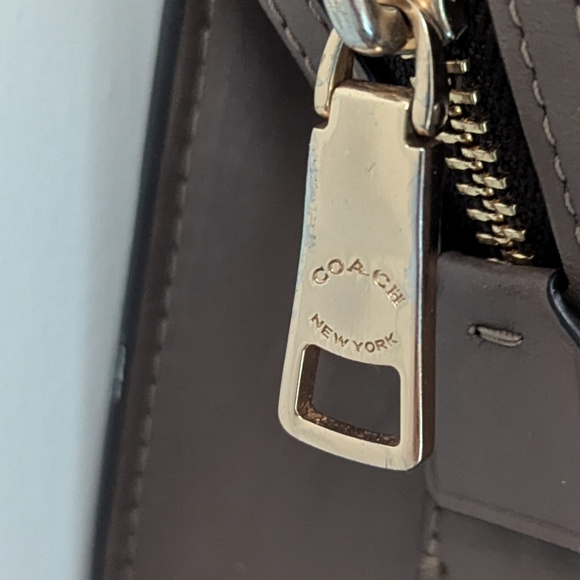 Coach Andrea Carryall Small Mini Bag In Dark Stone *** Read Description Flaw *** - Picture 7 of 14